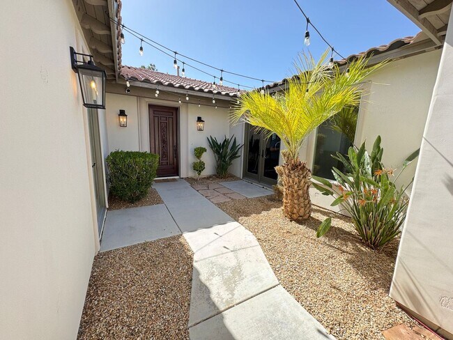 Foto del edificio - Southern Highlands Gem | 3 Bed, 2.5 Bath w...