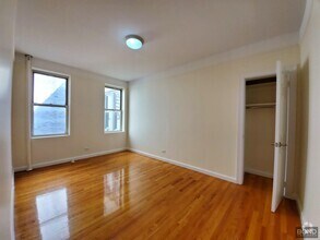 Building Photo - 117 W 13th St