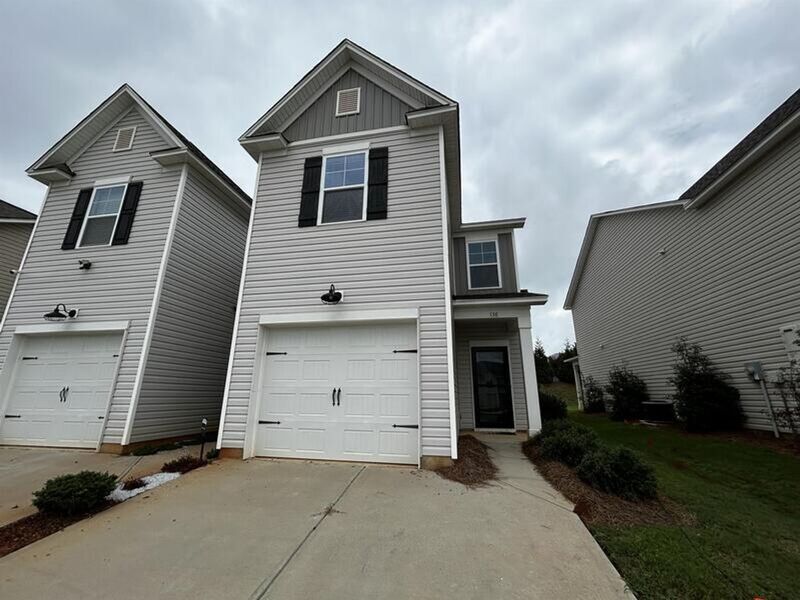 Foto principal - 138 Adger Rd