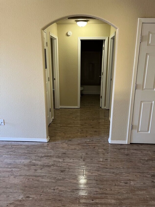 Building Photo - LJM-1315 South 12th Street (A-B)