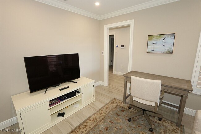 Foto del edificio - 6131 Pelican Bay Blvd