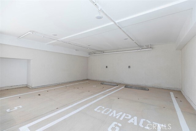Building Photo - 1754 N Berendo St