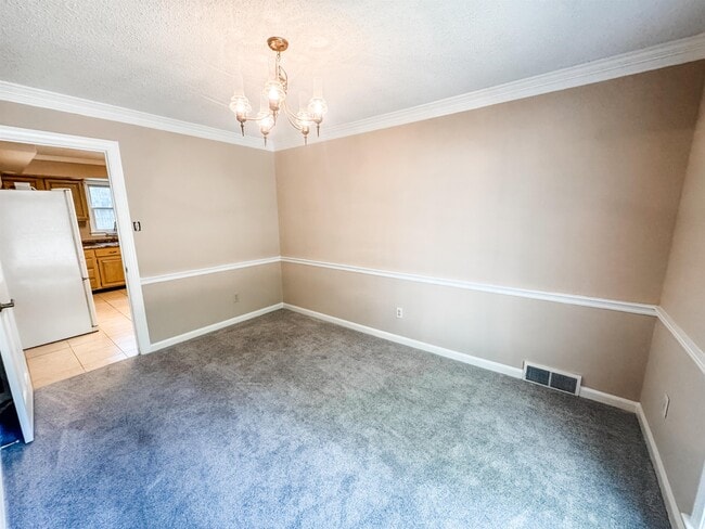 Building Photo - 1062 Fredericksburg Cove
