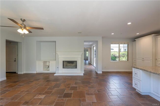 Building Photo - 14 Katy Rose Ln