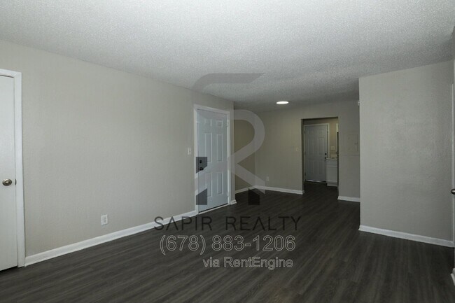 Foto del edificio - 2065 Alison Ct SW