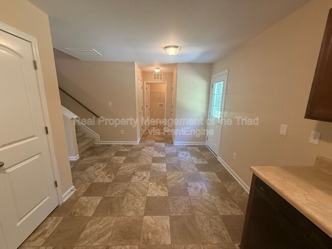 Foto del edificio - 4507 Chapel Ridge Dr