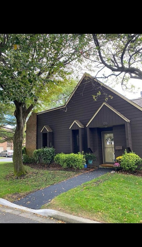 Foto principal - 176 Southgate Crescent