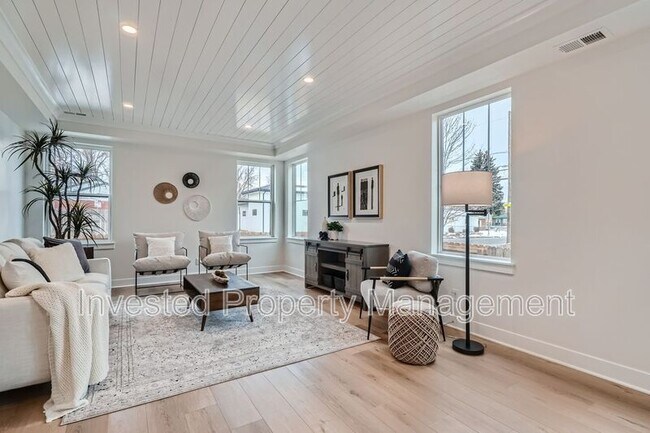Foto del edificio - 3701 Steele St