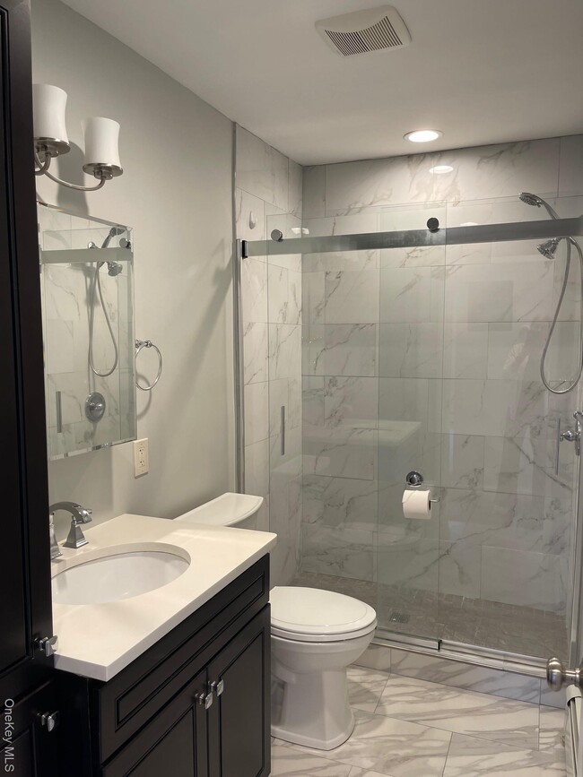 Building Photo - 9 N Maryland Ave