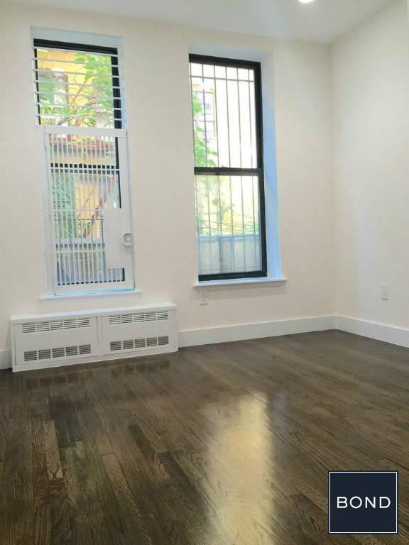 Primary Photo - 2245 7th Ave