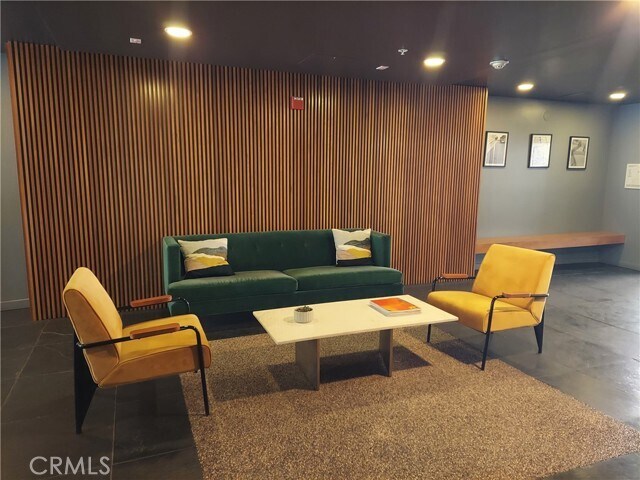 Foto del edificio - 159 W Green St