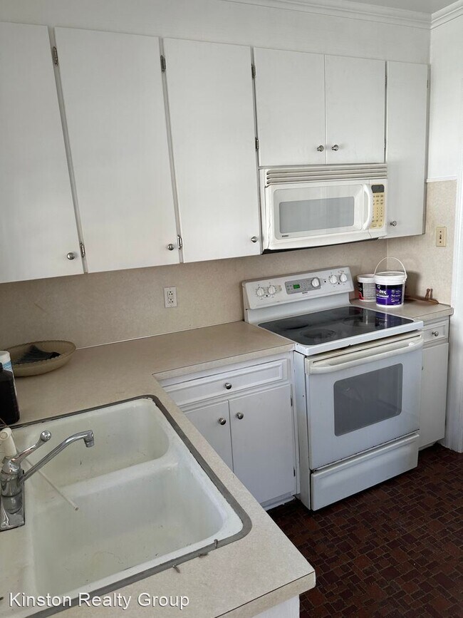 Building Photo - 4 br, 1 bath House - 1602 W. Washington