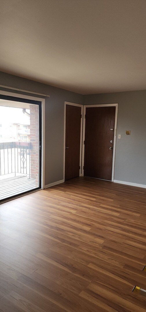 Foto del edificio - 4561 Heartland Dr