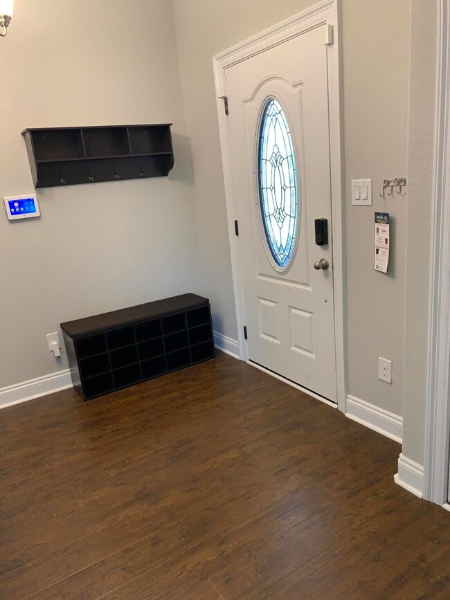 Building Photo - 2551 Tree Feather Ct