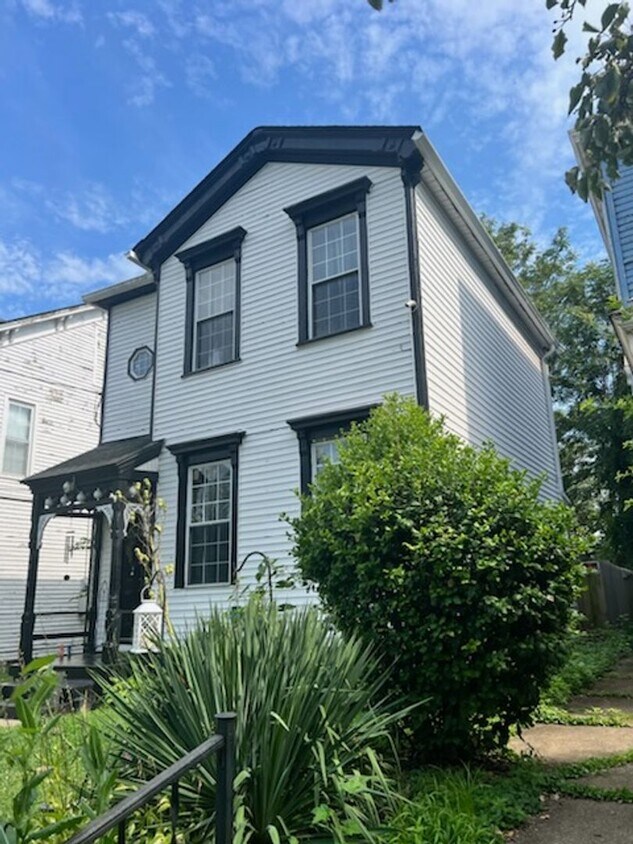 Building Photo - 3318 Northwestern Pkwy
