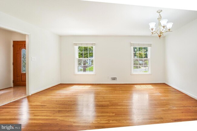 Foto del edificio - 12027 Devilwood Dr