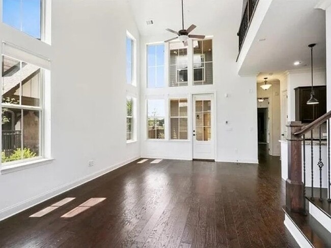 Photo - 229 Dellwood Dr House