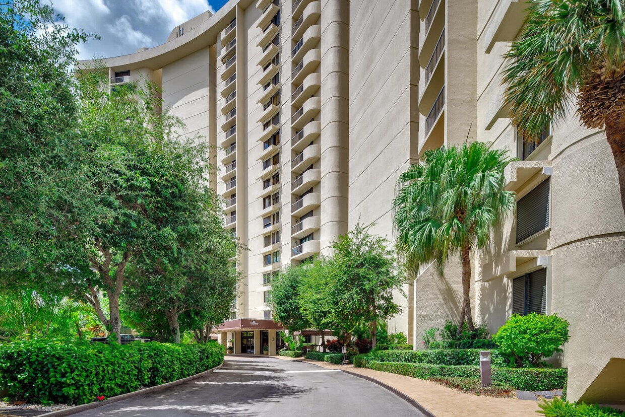 Foto principal - 2480 Presidential Way