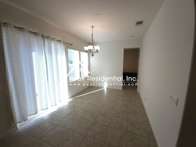 Building Photo - Very Nice 3bd/2ba North Natomas Home with ...