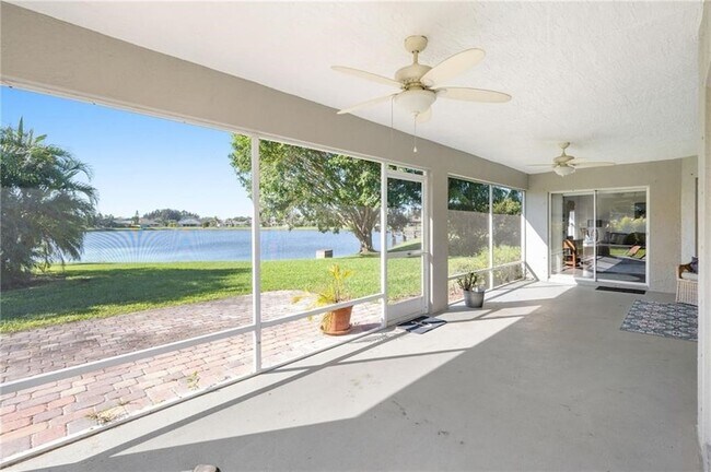 Foto del edificio - 935 Southlakes Way SW