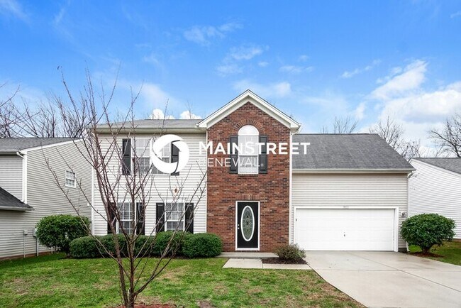 Foto del edificio - 3 Bedroom Pet-Friendly Home in Charlotte, ...