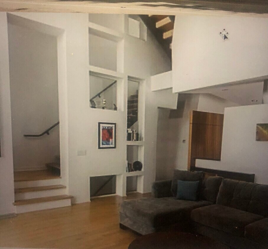 Foto del edificio - 1136 Ponce De Leon Ave NE