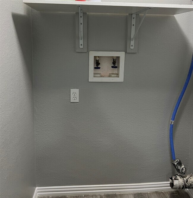 Foto del edificio - 2110 14th Ave N