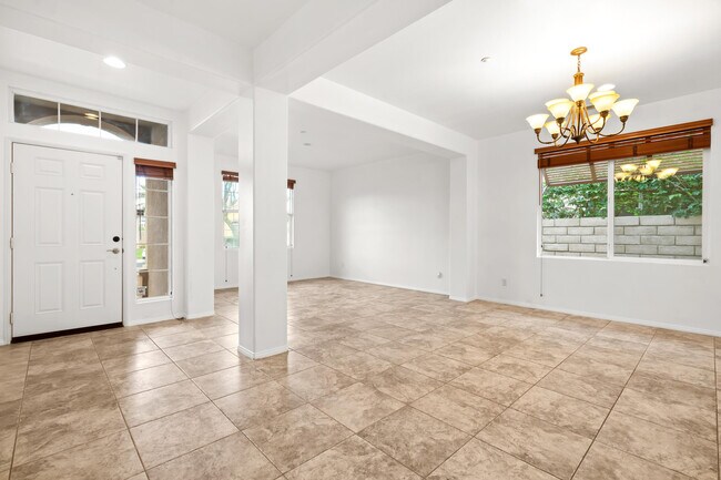 Foto del edificio - 2651 Desert Breeze Way