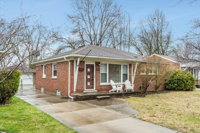 Building Photo - 1512 Genesee Ave