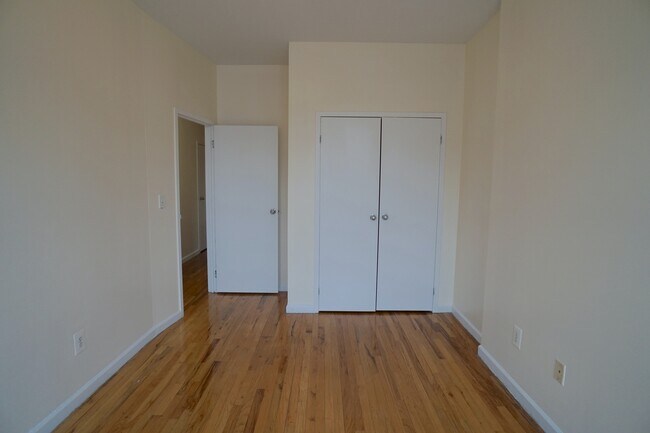 Building Photo - Stabilized Crown Heights TWO Bedroom