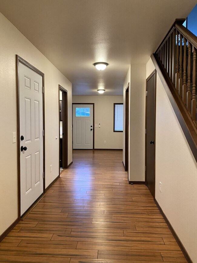 Foto del edificio - Second-Level Living