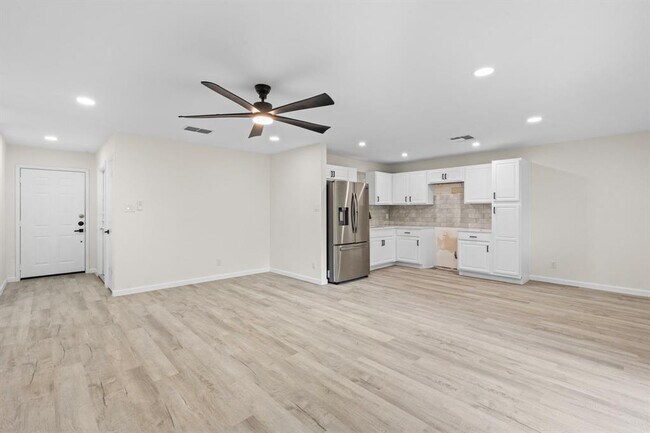 Foto del edificio - 2508 Dovemeadow Dr