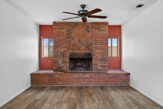 Building Photo - 4453 W 161st St