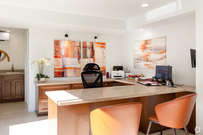 Manager's Office - Hollywood Regis Condominiums