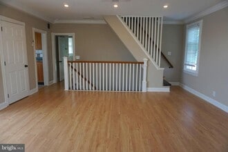 Building Photo - 3232 Ridge Pike