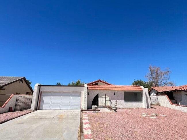 Building Photo - 13850 Dahlgren Dr