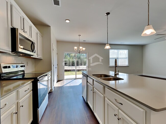 Foto del edificio - 1319 Bethany Dallas Dr