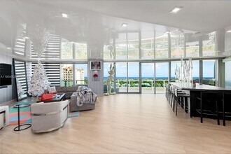 Building Photo - 19955 NE 38th Ct