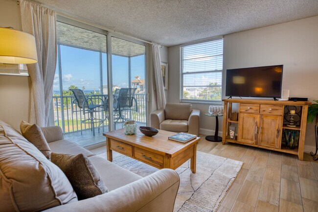 Foto del edificio - 5900 Bonita Beach Rd SW