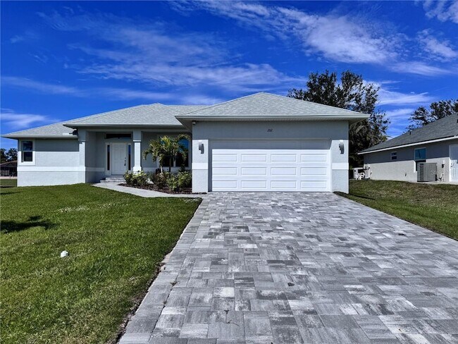 Building Photo - 202 Long Meadow Ln S
