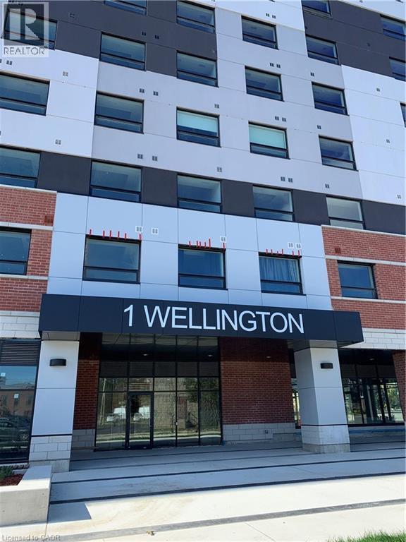 Building Photo - 1 Wellington St