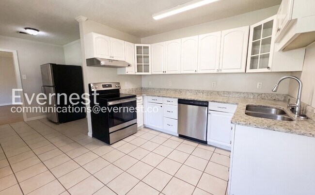 Building Photo - 4508 S Berrypick Ln