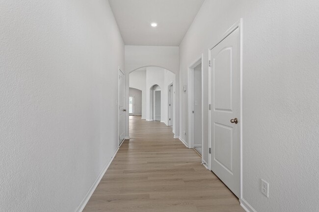 Building Photo - 203 Mineral Springs Ln