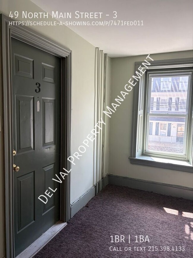 Foto del edificio - 49 N Main St