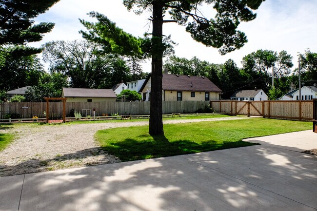 Building Photo - 515 8th Street Northwest