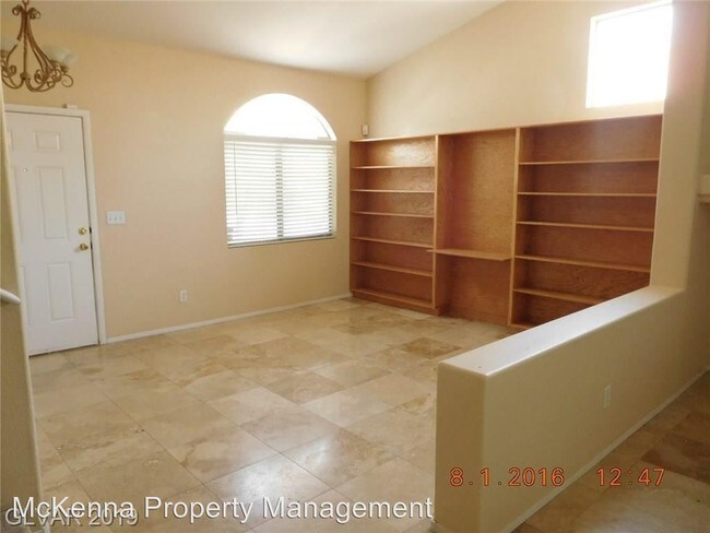 Building Photo - 3 br, 2.5 bath House - 24 Amber Rock