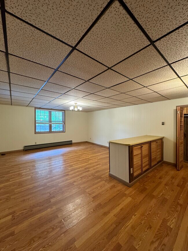 Living area and kitchen - 420 W 2nd St