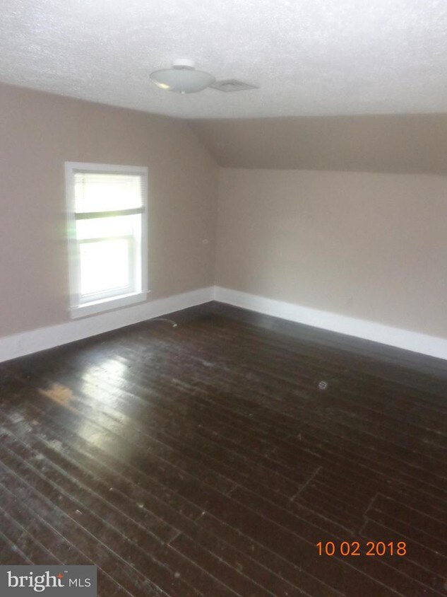 Foto principal - 4225 Bragg St