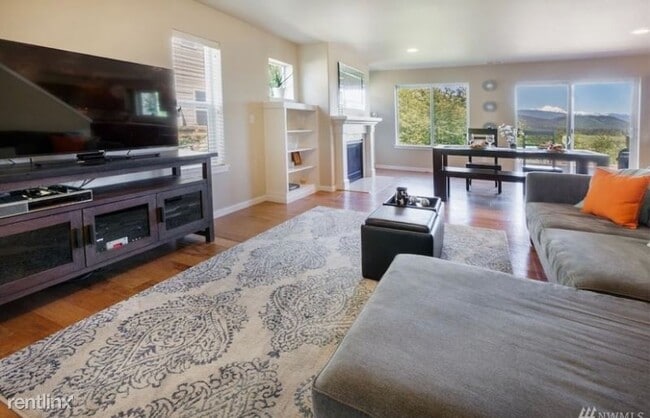 Building Photo - 3 br, 3 bath House - 802 Panorama Ridge