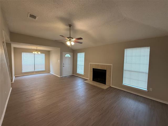 Foto del edificio - 10308 Wood Heights Dr